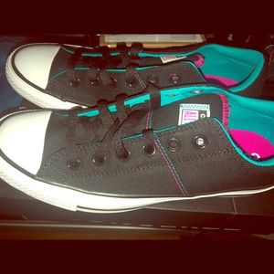 Brand new Converse allstar Madison sneakers size 9